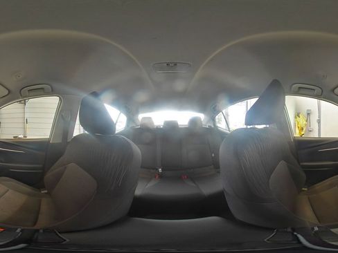 Used 2025 Toyota Camry LE image 40