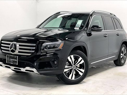 New 2025 Mercedes-Benz GLB 250 4MATIC image 2
