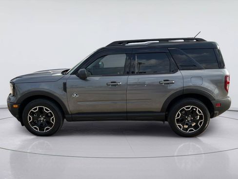 Used 2025 Ford Bronco Sport Outer Banks w/ Outer Banks Tech Package+ AWD/4WD image 6