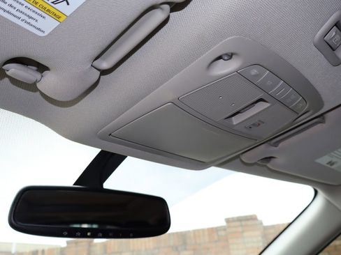 Used 2018 Nissan Pathfinder SL w/ SL Premium Package FWD image 27