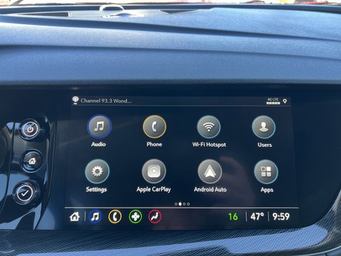 Used 2023 Buick Envision Essence w/ Sport Touring Package image 4