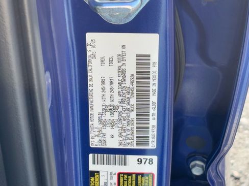 Certified 2025 Toyota Tacoma SR5 image 30