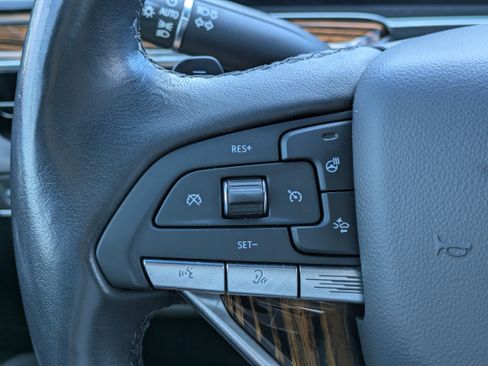 Used 2021 Cadillac Escalade Premium Luxury w/ Driver Assist Tech Package AWD/4WD image 23