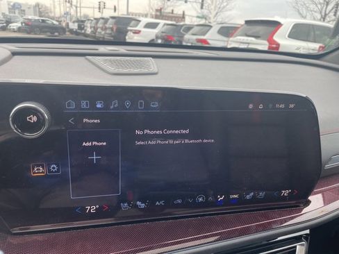 Used 2024 Chevrolet Traverse RS image 14