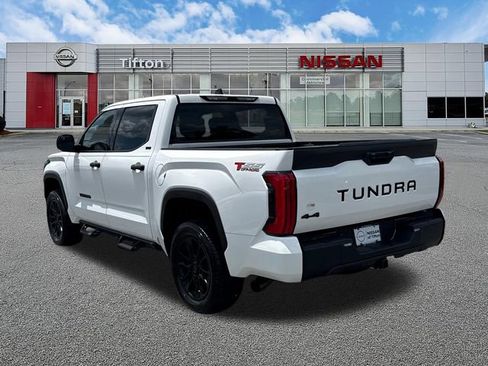 Used 2022 Toyota Tundra SR5 AWD/4WD image 5