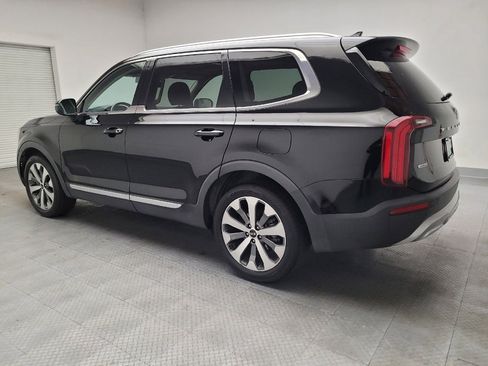 Used 2020 Kia Telluride EX w/ EX Premium Package image 3
