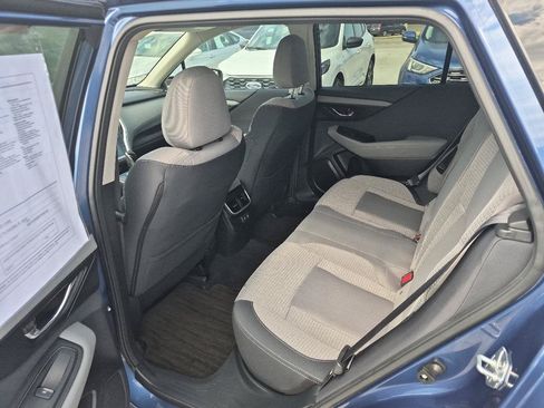 Used 2022 Subaru Outback Premium AWD/4WD image 14