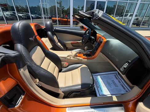 Used 2007 Chevrolet Corvette Convertible w/ Preferred Equipment Group RWD image 12