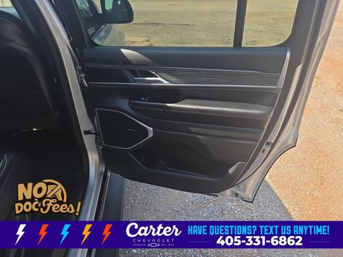 Used 2024 Jeep Wagoneer Series II w/ Flexible Seating Group AWD/4WD image 32