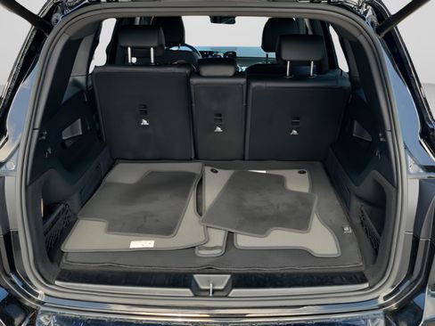 Certified 2024 Mercedes-Benz GLB 250 image 8