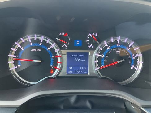 Used 2017 Toyota 4Runner SR5 image 12