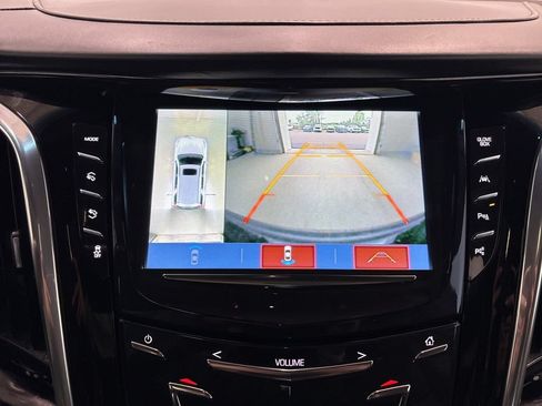 Used 2019 Cadillac Escalade Platinum AWD/4WD image 40
