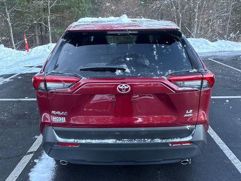 New 2025 Toyota RAV4 LE image 7