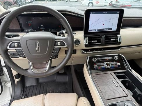 Used 2021 Lincoln Navigator L Reserve AWD/4WD image 22
