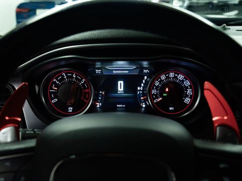 Used 2019 Dodge Challenger R/T w/ Driver Convenience Group image 12