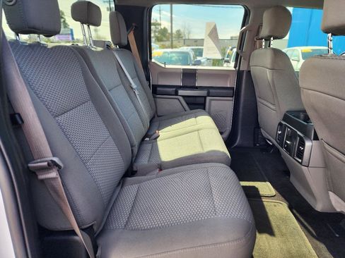 Used 2017 Ford F150 XLT w/ Trailer Tow Package image 27