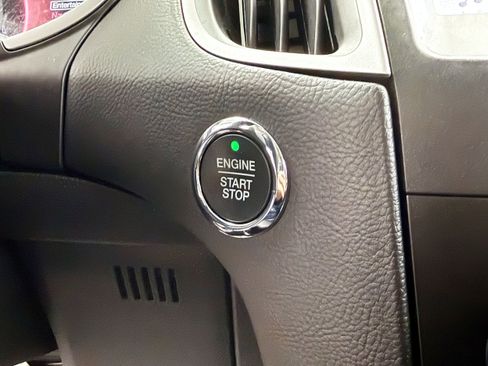 Used 2019 Ford Edge SEL w/ Equipment Group 201A image 10