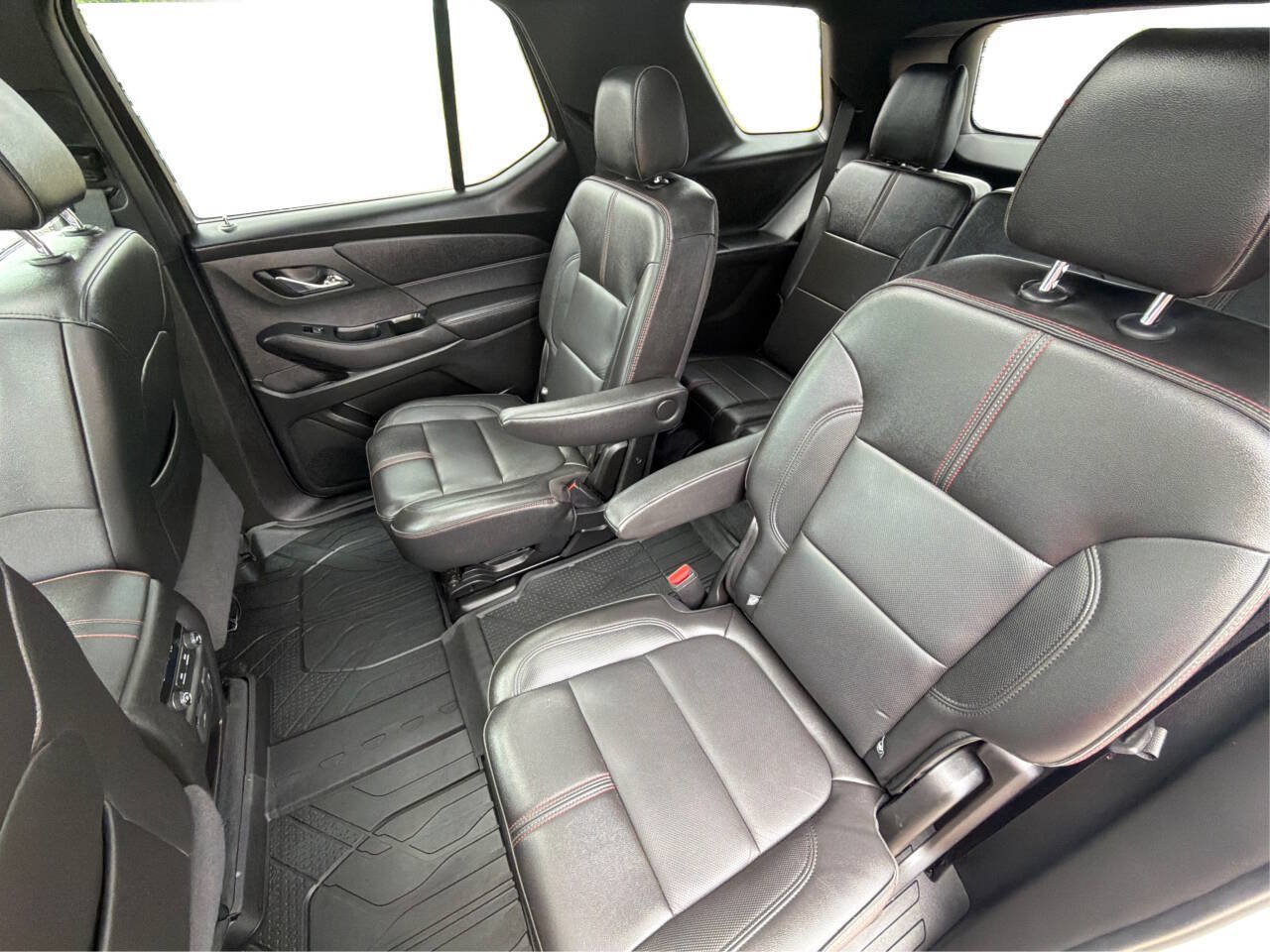 Used 2023 Chevrolet Traverse RS w/ LPO, Floor Liner Package AWD/4WD image 38