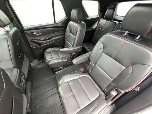 Used 2023 Chevrolet Traverse RS w/ LPO, Floor Liner Package AWD/4WD image 38