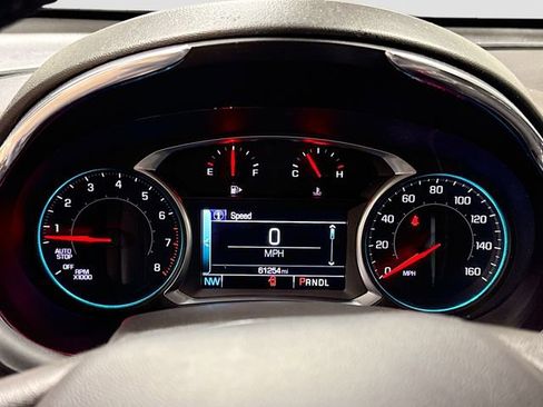 Used 2018 Chevrolet Malibu LT image 14