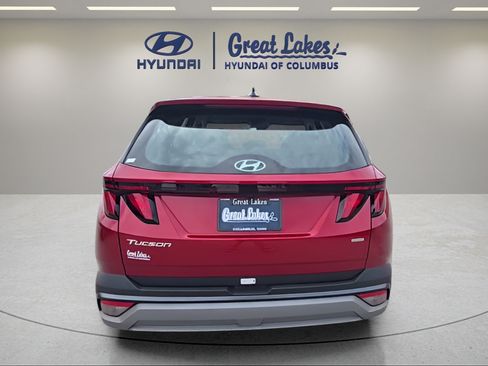 Used 2026 Hyundai Tucson SE AWD/4WD image 4