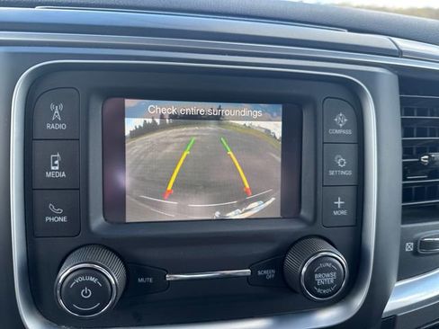 Used 2023 RAM 1500 Classic SLT AWD/4WD image 24