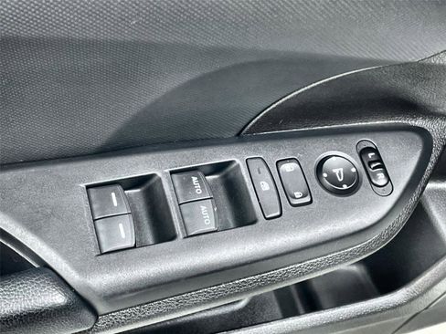 Used 2020 Honda Civic Sport image 12