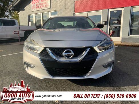 Used 2016 Nissan Maxima 3.5 S image 2