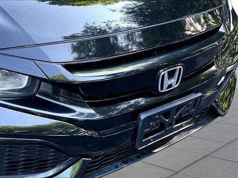 Certified 2018 Honda Civic EX-L image 30