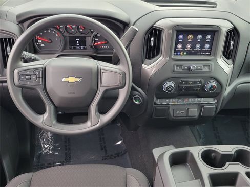 Used 2026 Chevrolet Silverado 1500 Custom image 4