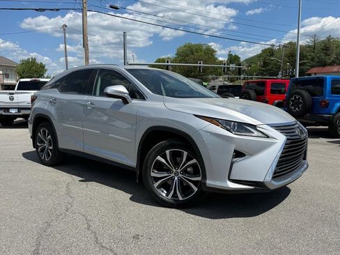 Used 2018 Lexus RX 350 AWD w/ Premium Package image 2