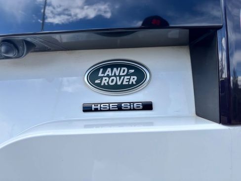 Used 2017 Land Rover Discovery HSE Luxury AWD/4WD image 7