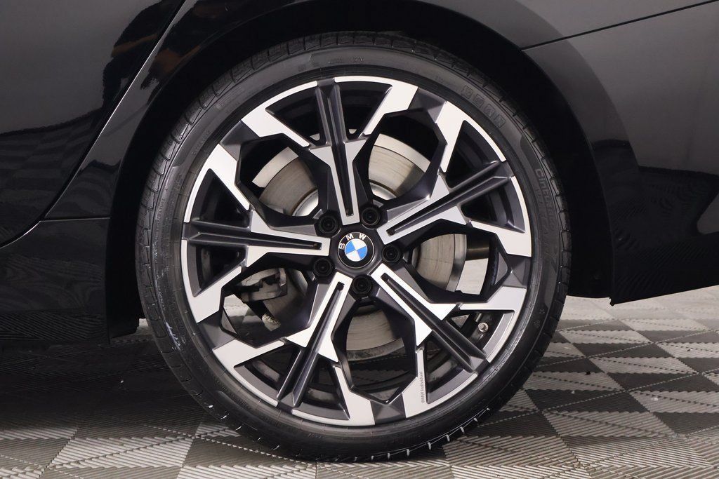Certified 2026 BMW 330i Sedan w/ Convenience Package RWD image 16