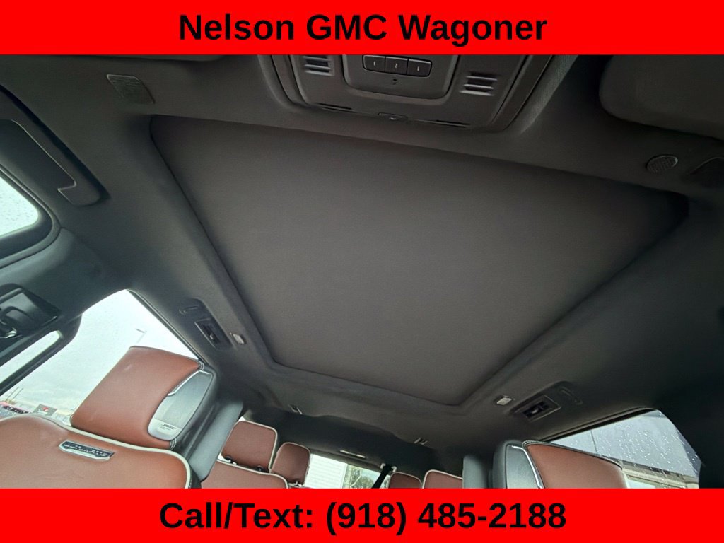 Used 2023 GMC Yukon Denali Ultimate AWD/4WD image 44