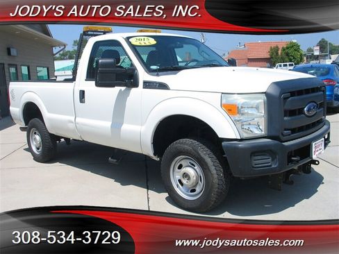 Used 2015 Ford F250 XL AWD/4WD image 1