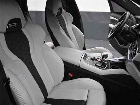 Used 2022 BMW X6 M Base w/ Competition Package image 27