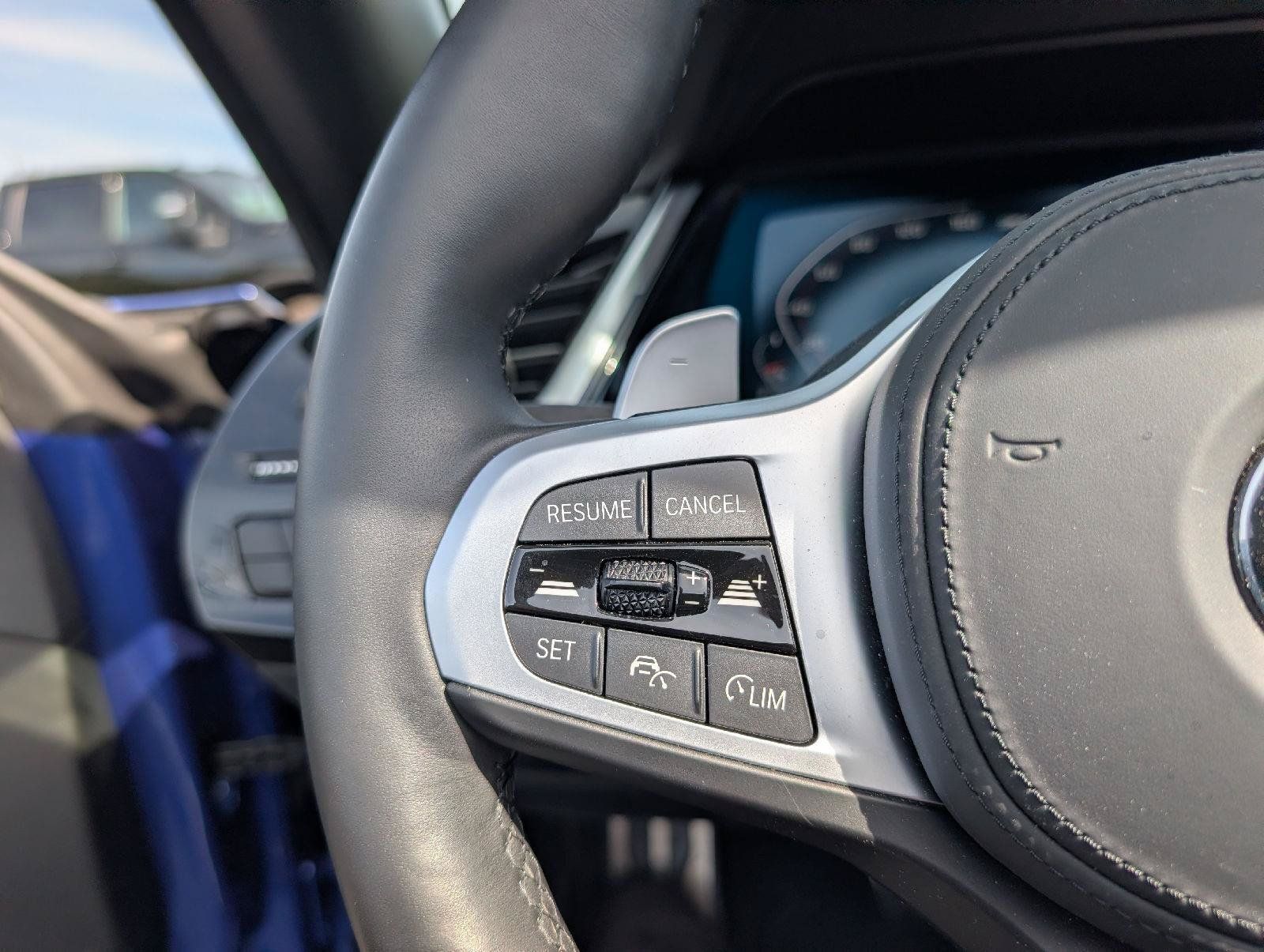 Used 2025 BMW Z4 M40i w/ Premium Package RWD image 12