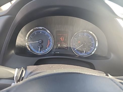 Used 2018 Toyota Corolla LE FWD image 8
