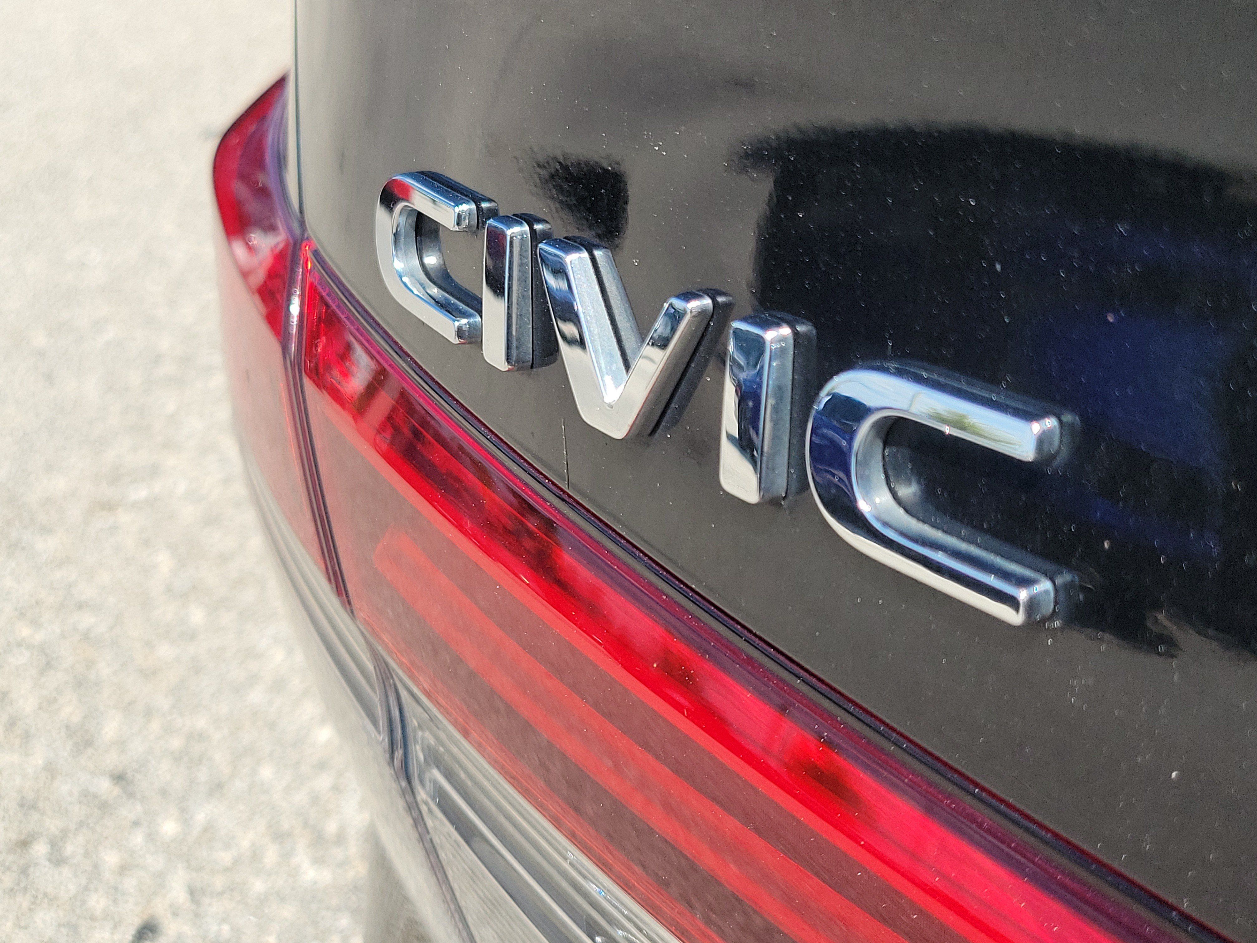 Used 2024 Honda Civic Sport image 9