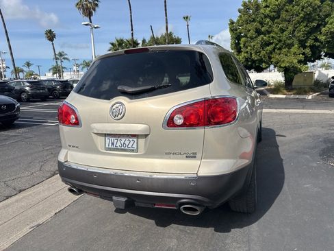 Used 2008 Buick Enclave CXL w/ Entertainment Package #1 image 17