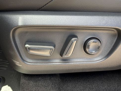 New 2026 Toyota 4Runner Limited AWD/4WD image 12