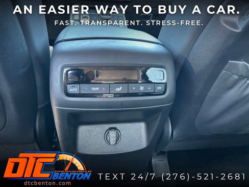 Used 2025 Hyundai Palisade SEL AWD/4WD image 23