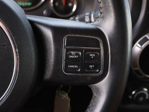 Used 2018 Jeep Wrangler Unlimited Sahara w/ Connectivity Group image 12