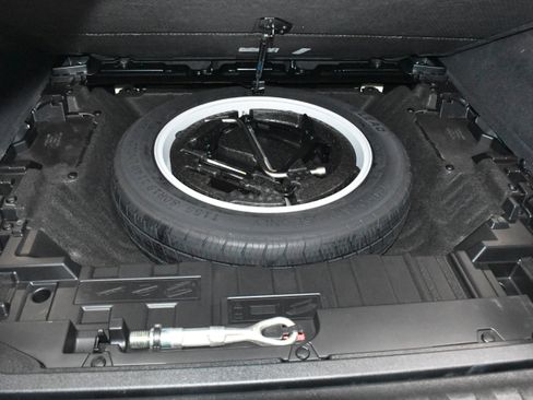 New 2026 BMW X5 xDrive40i w/ Executive Package image 29