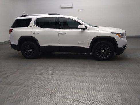 Used 2018 GMC Acadia SLT FWD image 11