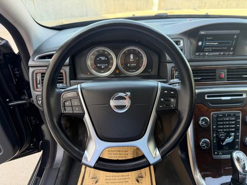 Used 2013 Volvo XC70 T6 AWD/4WD image 17