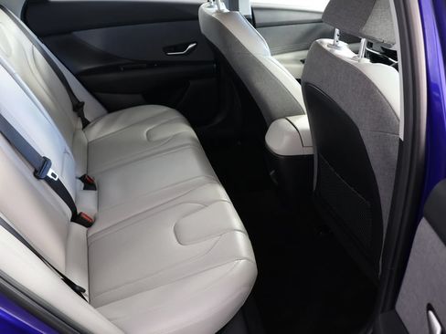 Used 2024 Hyundai Elantra Limited FWD image 23