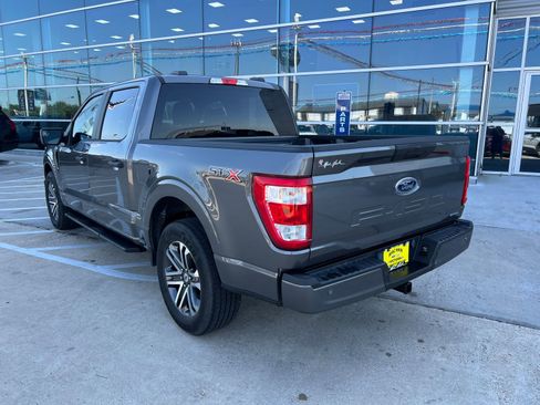 Certified 2022 Ford F150 XL w/ STX Appearance Package RWD image 5