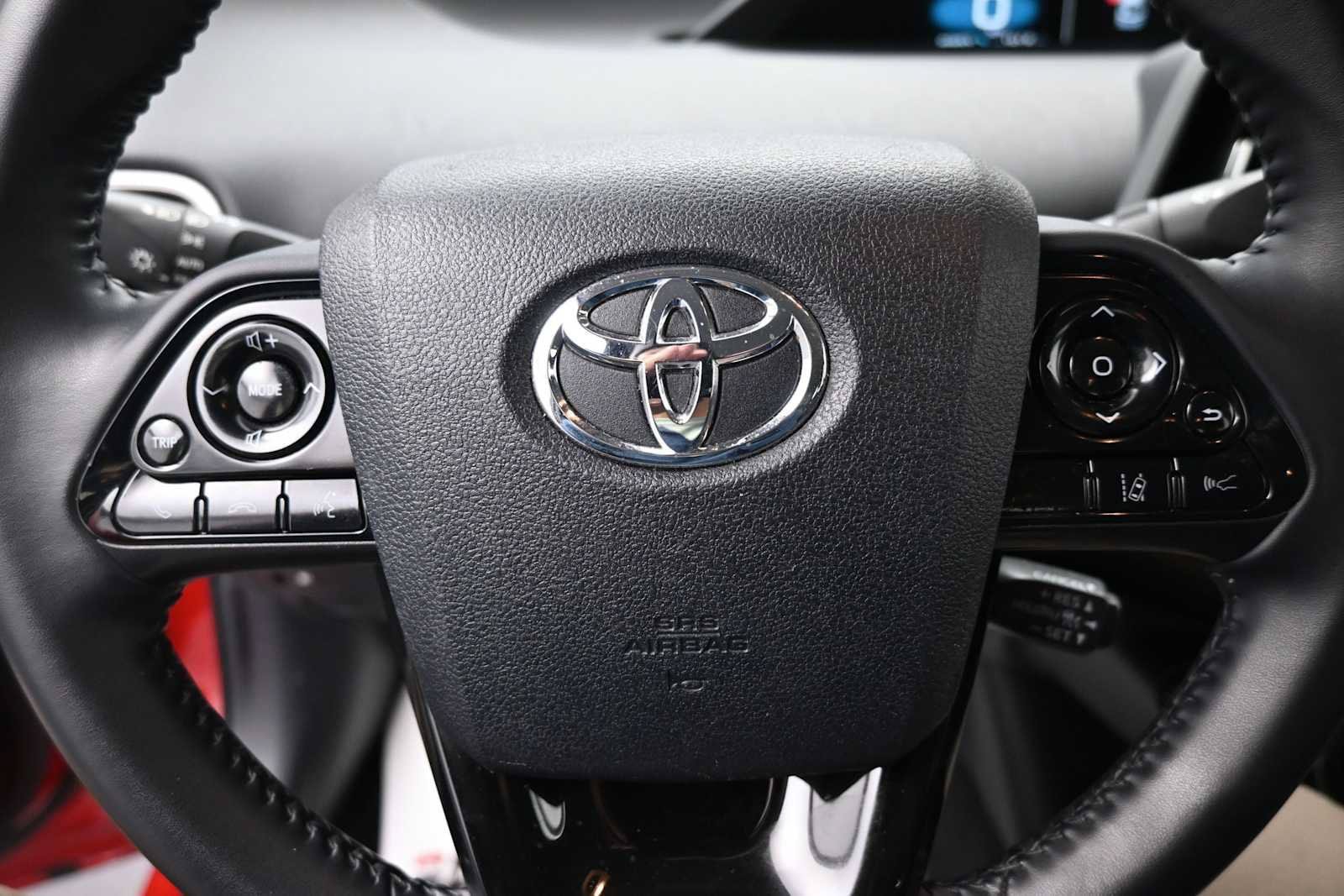 Used 2021 Toyota Prius Prime XLE FWD image 6