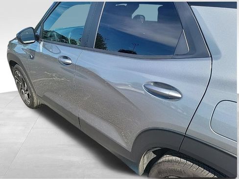 Used 2026 Chevrolet TrailBlazer RS w/ Convenience Package FWD image 16